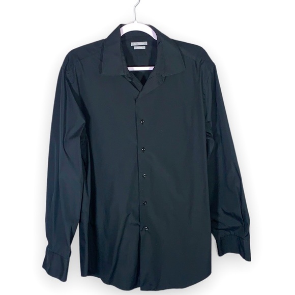 Van Heusen Other - Van Heusen Fitted Black Button Up Dress Shirt Size Neck 17